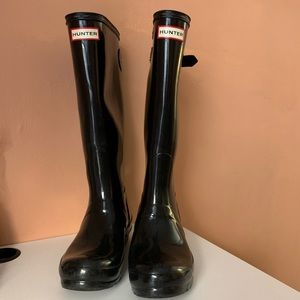 Black patent Tall Hunter rain boots